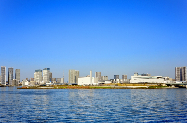 100条委員会ってなあに?